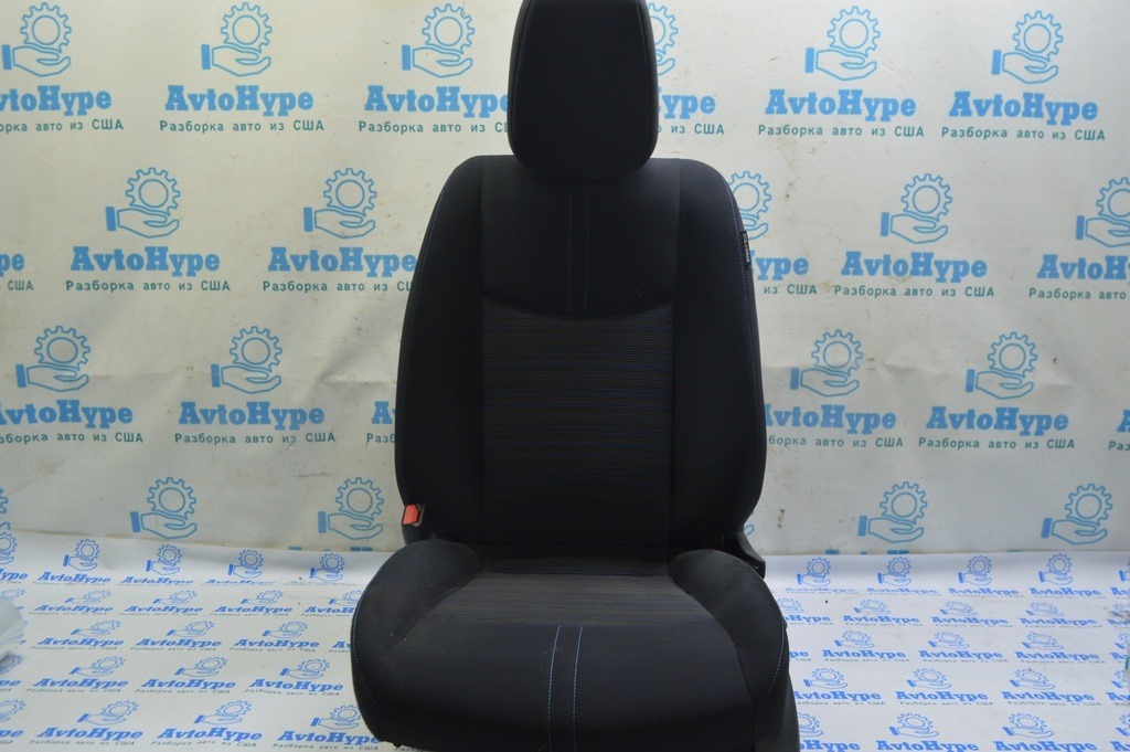 Водительское сидение Nissan Leaf 18- без airbag, механич, тряпка черная
