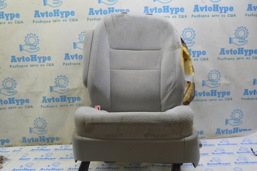 Водительское сидение Toyota Sienna 11-20 без airbag,электр,велюр серое (01)стрельнувшее,кривое