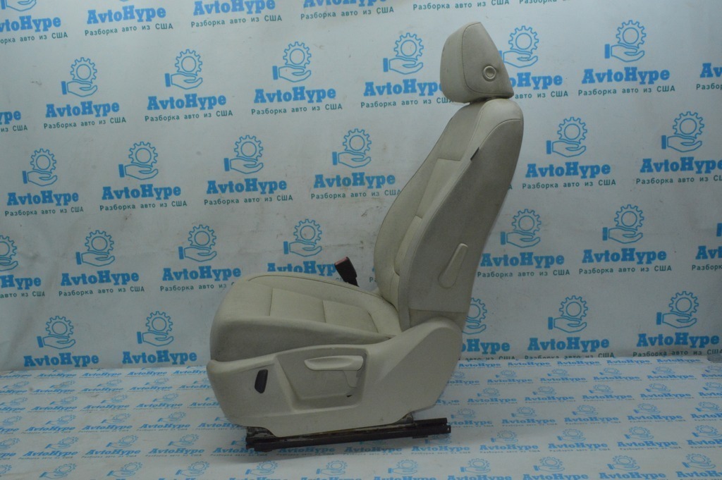 Водительское сидение VW Tiguan 09-17 кожа беж (08) топляк — фото 2