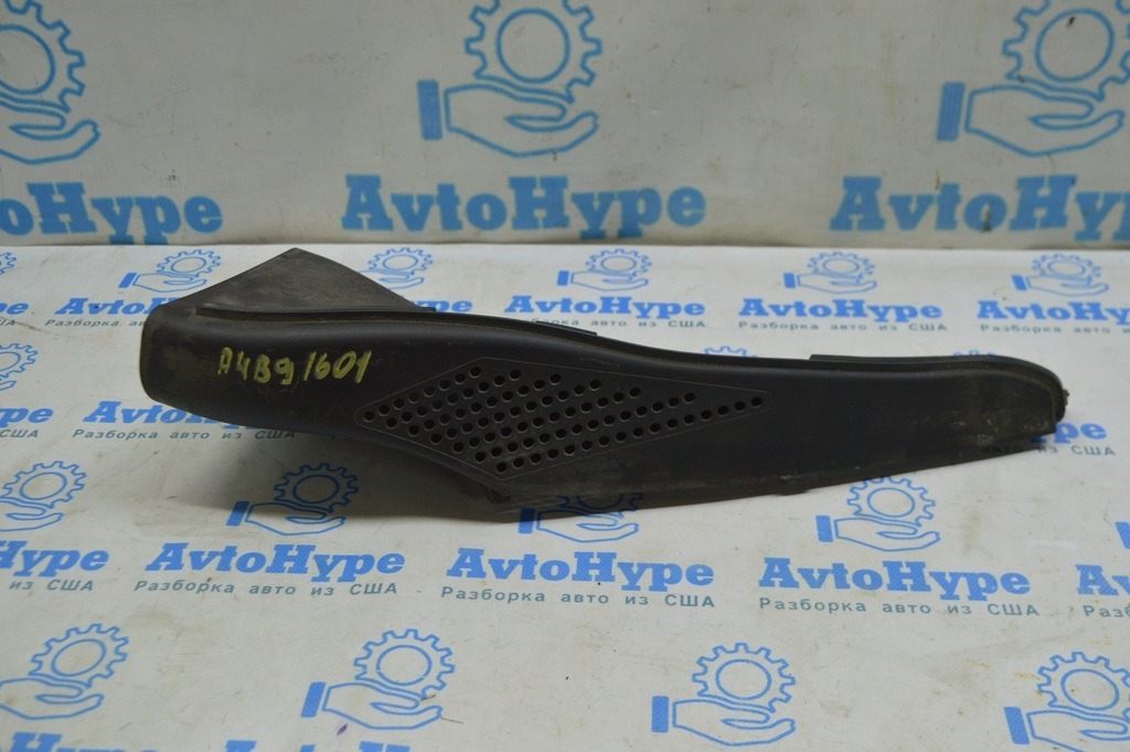 Воздухоприемник Audi A4 B9 17- 2.0T задняя часть