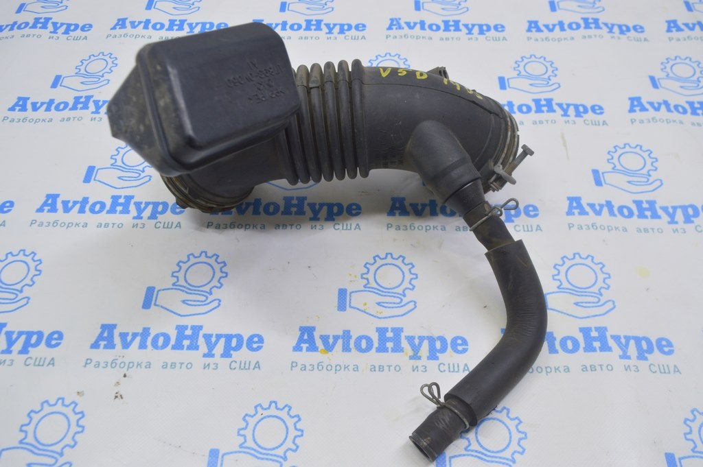 Воздухоприемник Jeep Cherokee KL 14- 2.4