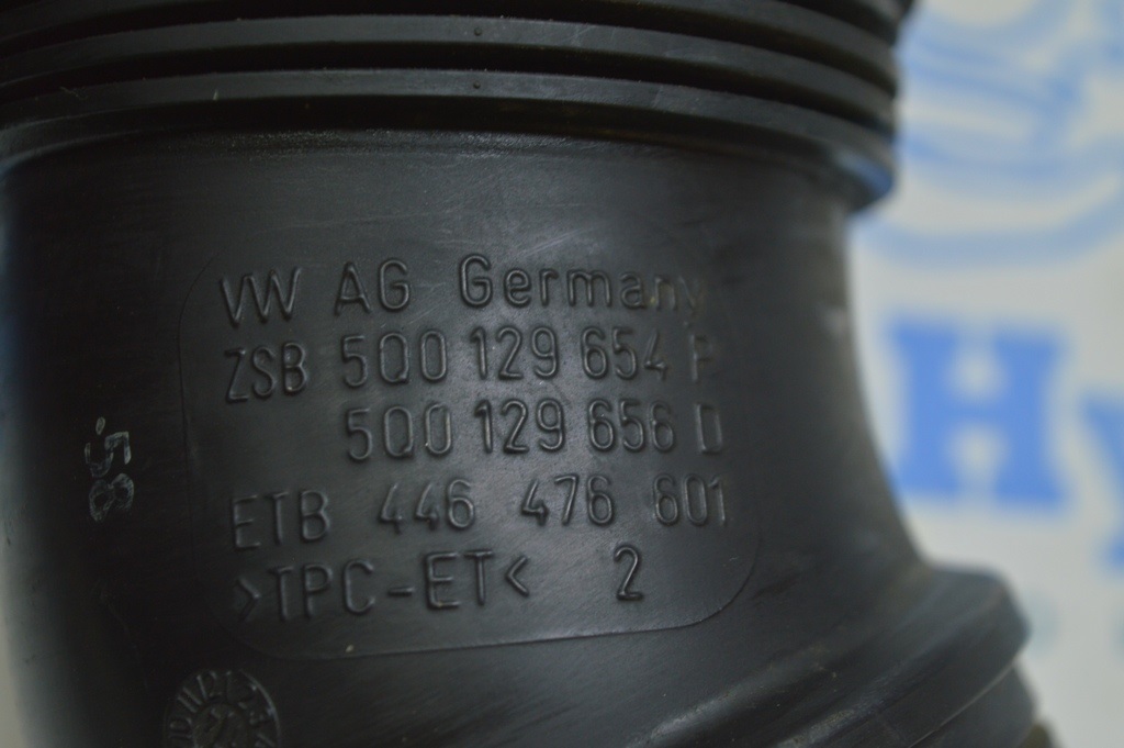 Воздуховод Audi A3 8V 15-20 4d 1.8T, 2.0T — фото 2
