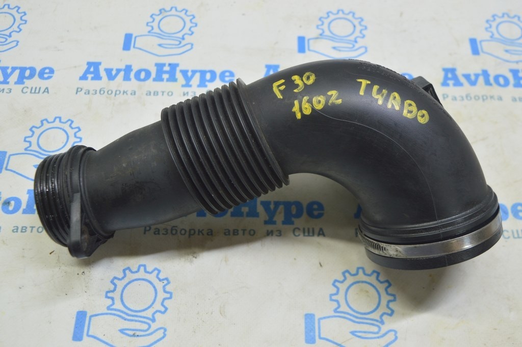 Воздуховод интеркулера BMW 328i F30 12-19 (02) деф. надлом крепления