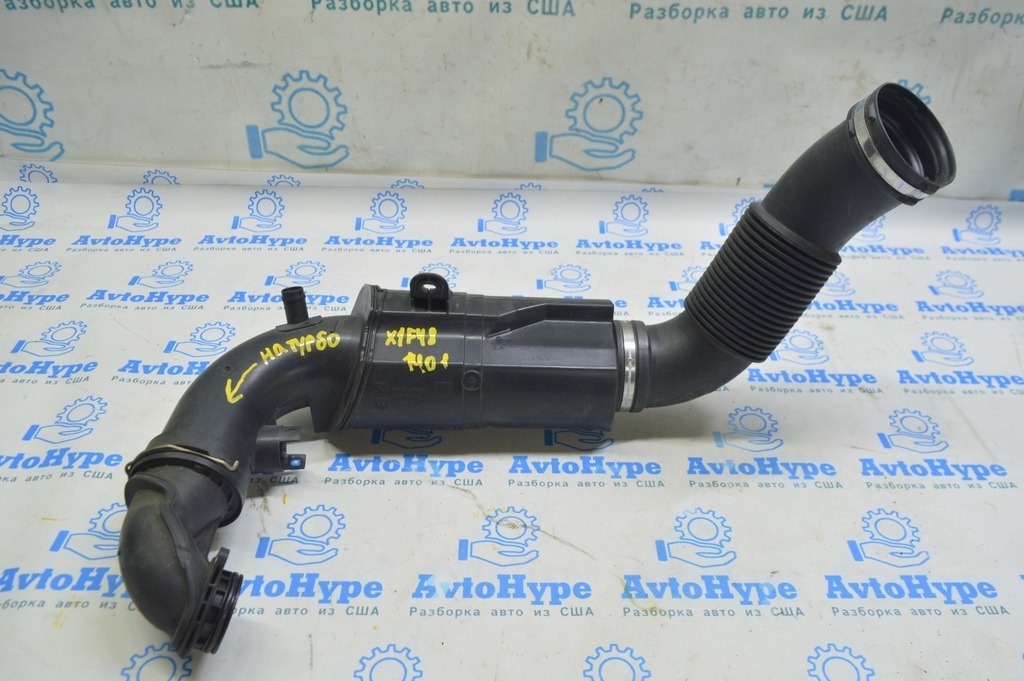 Воздуховод на турбину BMW X1 F48 16-22 B46