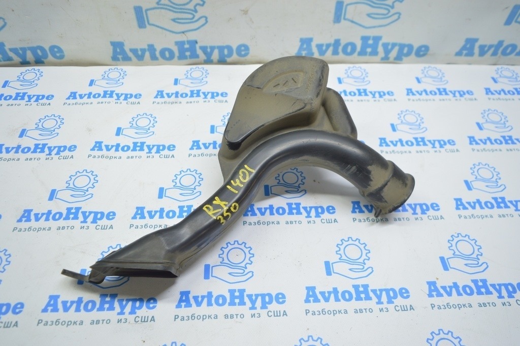Воздуховод нижний гусак Lexus RX350 10-15 17751-0P100 (01)