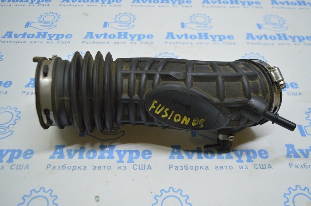 Воздуховод от фильтра Ford Fusion mk5 13- 1.5Т
