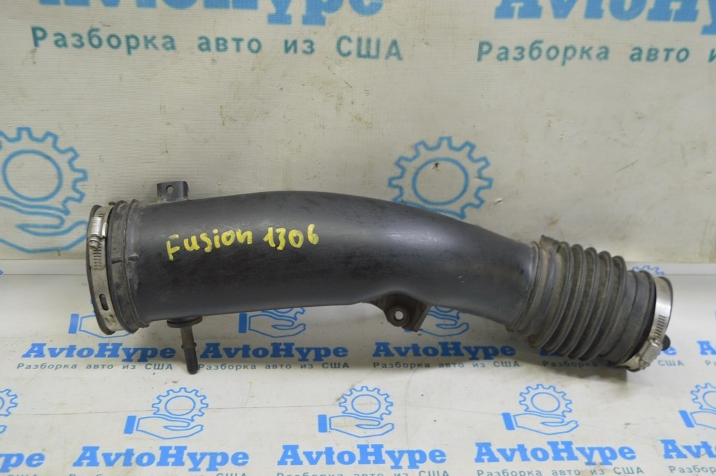 Воздуховод от фильтра Ford Fusion mk5 13- 2.0Т