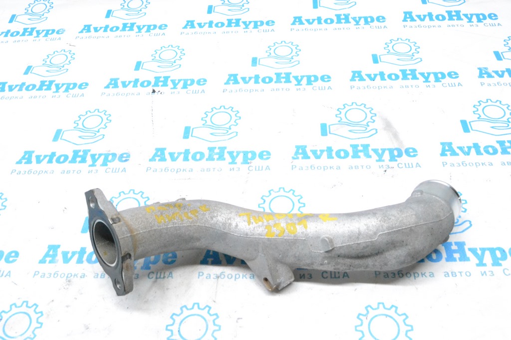 Воздуховод турбины Toyota Tundra 22- (01)