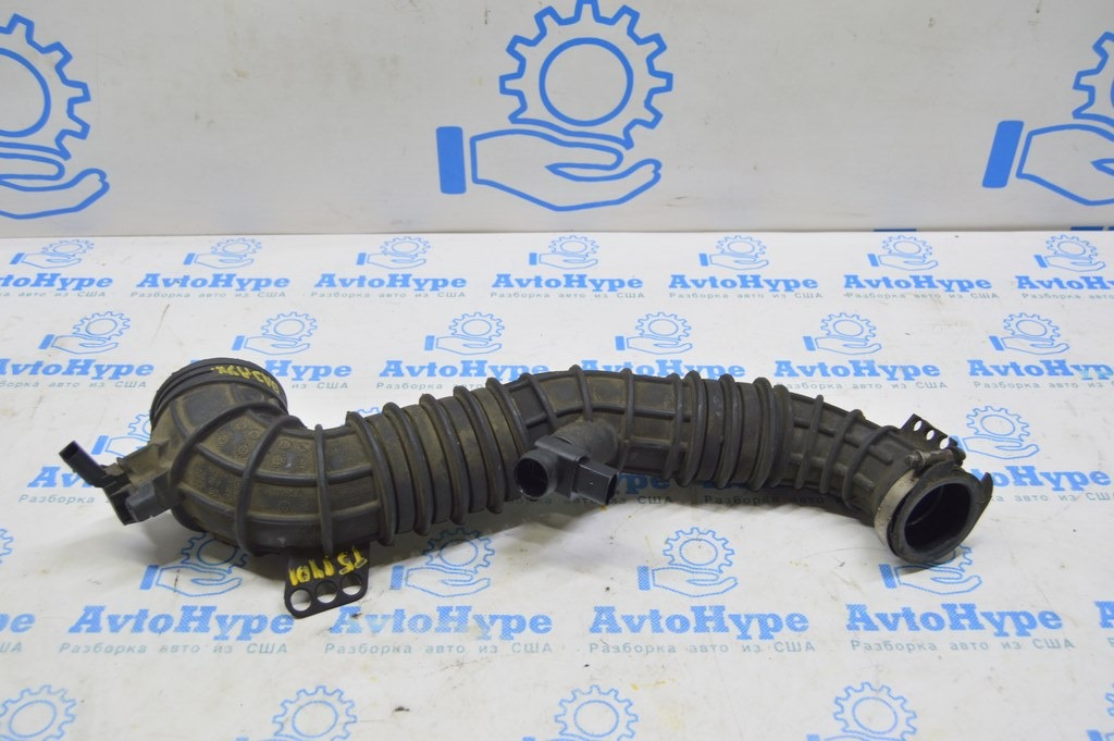 Воздуховод VW Multivan T5 09-15 2.0d с датчиком и клапаном