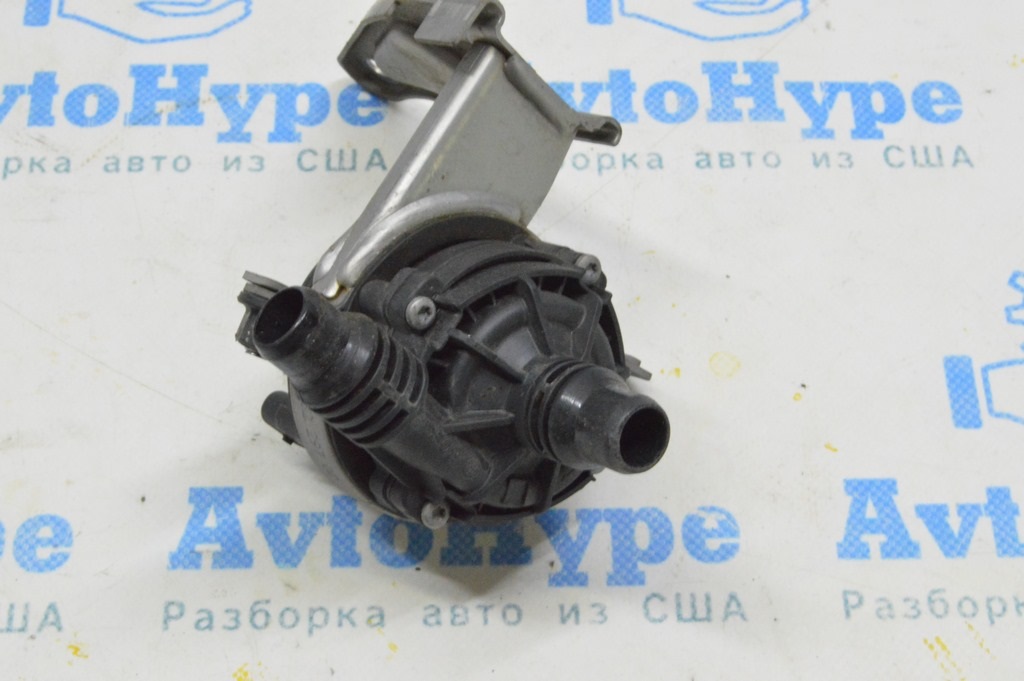 Вспомогательный насос охлаждения BMW X5 G05 19-23 3.0T — фото 3