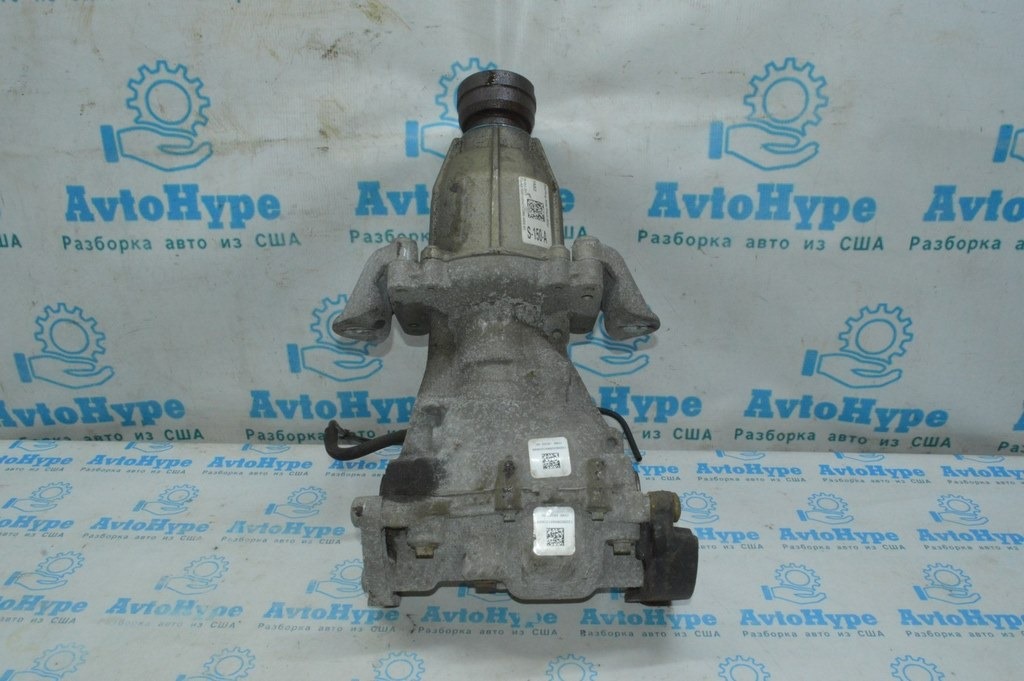 Задний дифференциал (редуктор) Ford Escape MK3 13- (08)