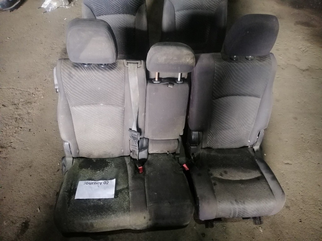 Задний ряд сидений (2 ряд) Dodge Journey 11- черный тряпка