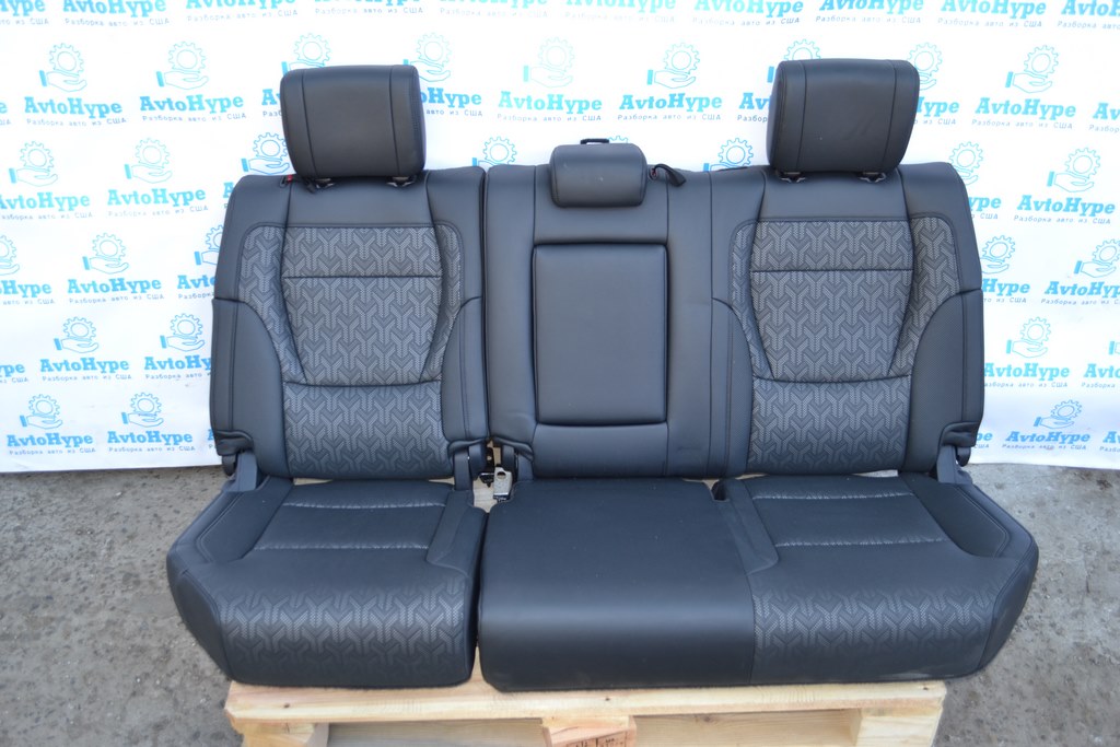 Задний ряд сидений (2 ряд) Toyota Tundra 22- кожа черн (01)