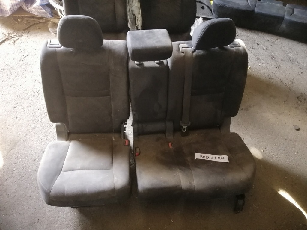 Задний ряд сидений (3 ряд) Nissan Rogue 14- тряпка черн (04)