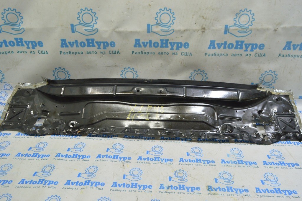 Задняя панель BMW X1 F48 16-22 оливковый C07 (01)