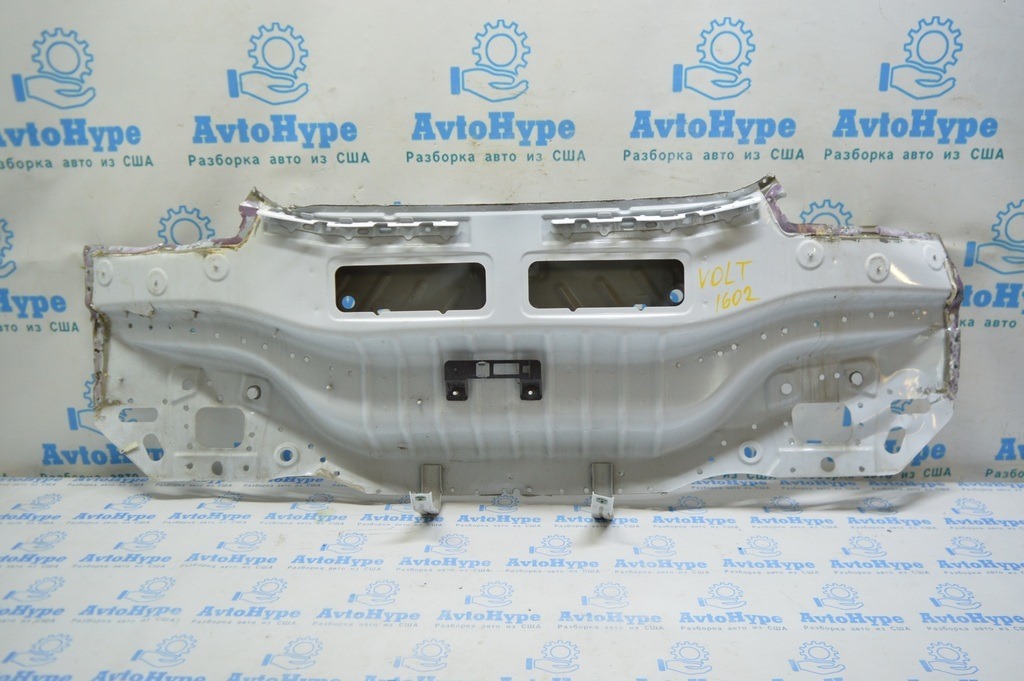 Задняя панель Chevrolet Volt 16- белая (01)