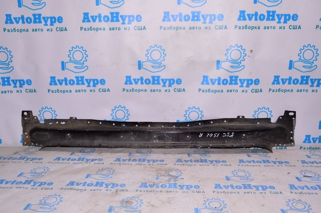 Задняя панель Ford Escape MK3 13- (02)
