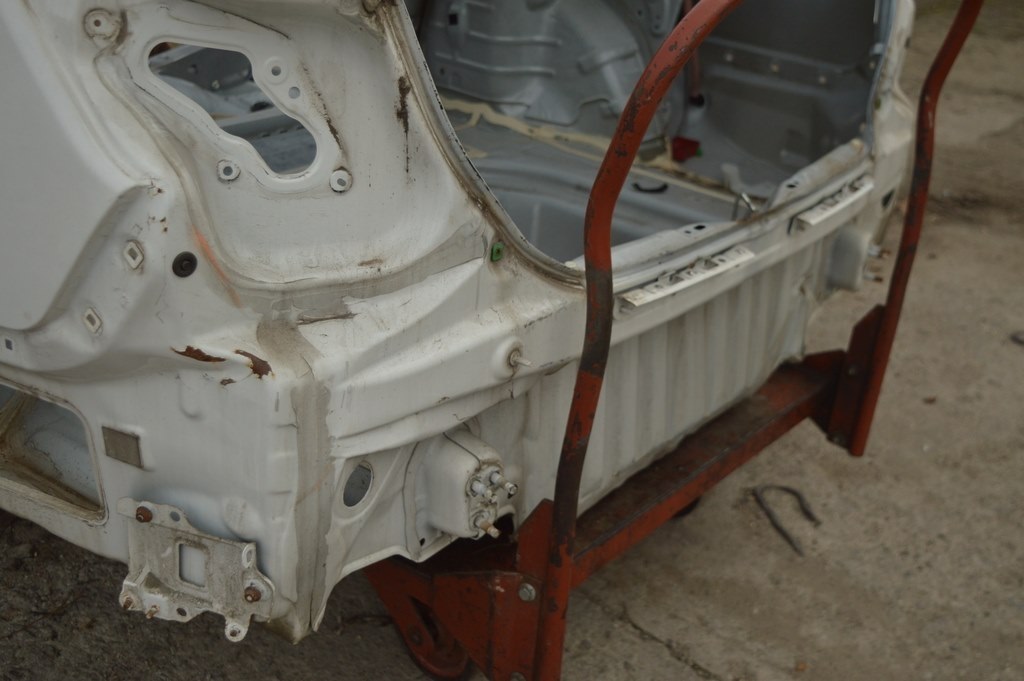 Задняя панель Toyota Camry v50 12-14 usa\euro (02) белая