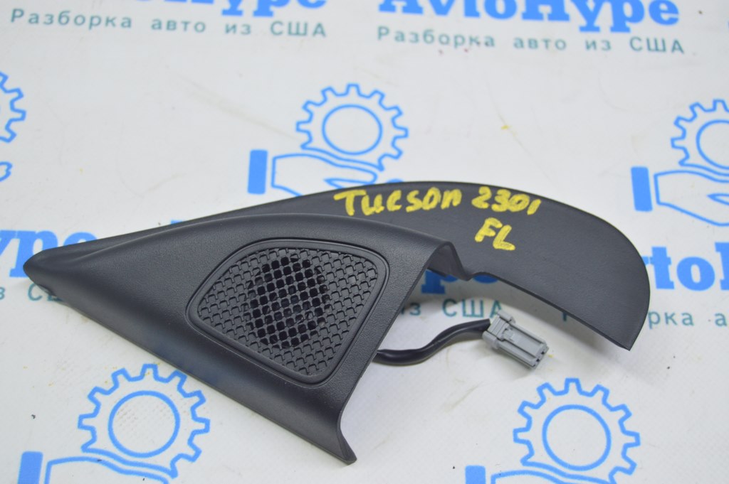 Заглушка двери треугольник внутренняя перед лев Hyundai Tucson 22- черн 87650-N7020