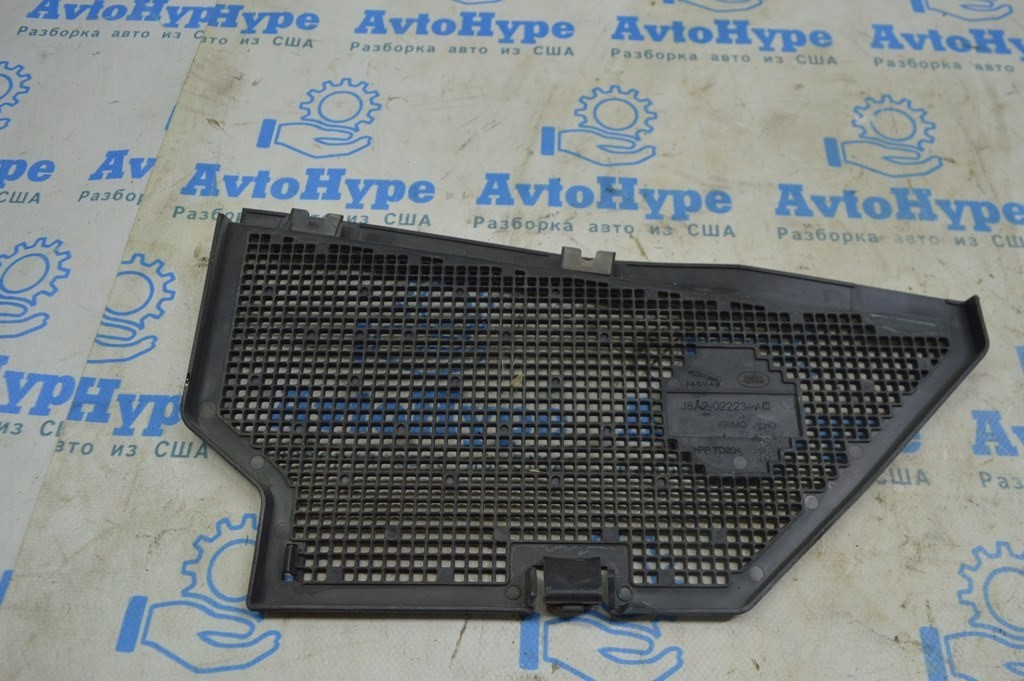 Заглушка решетки дворников левая Range Rover Velar L560 17- J8A2-02223-AC — фото 2