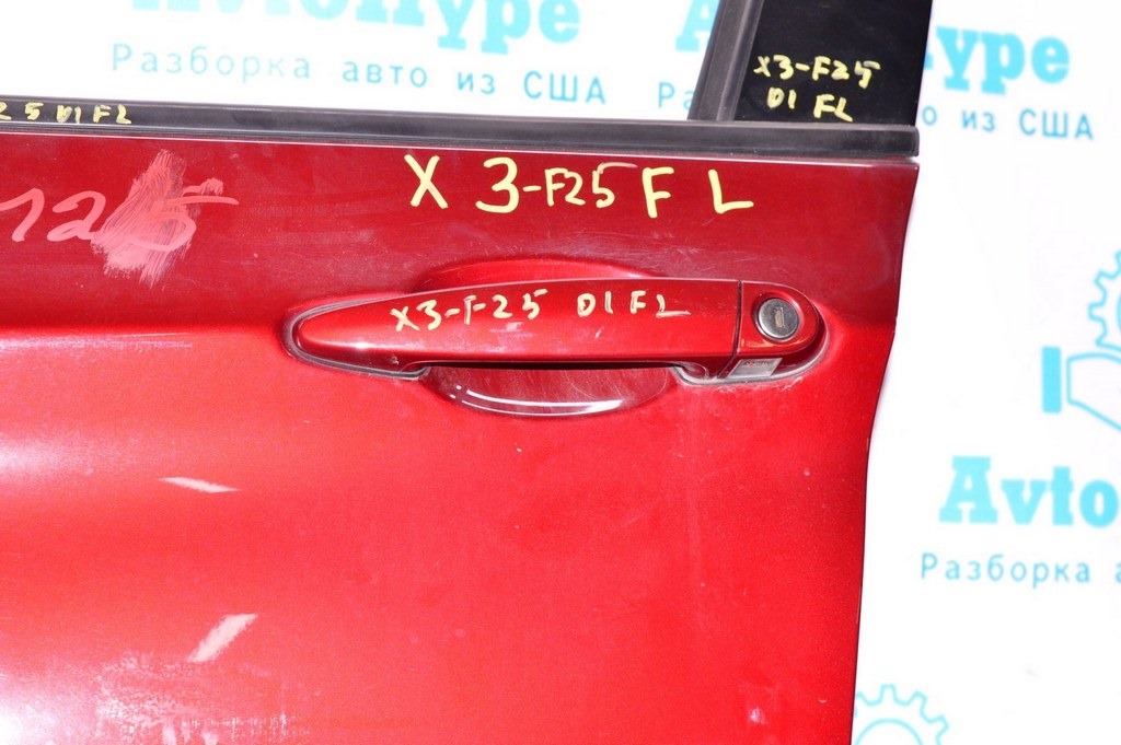 Заглушка внешней ручки перед лев BMW X3 F25 11-17 (01) красный цвет (A82) Vermilion red metall