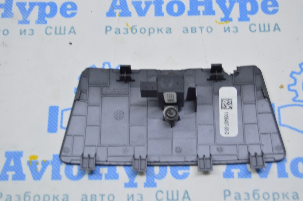 Загулшка накладки крепления монитора Tesla Model 3 18- с кнопокой RESET (03) нет фрагмента — фото 2