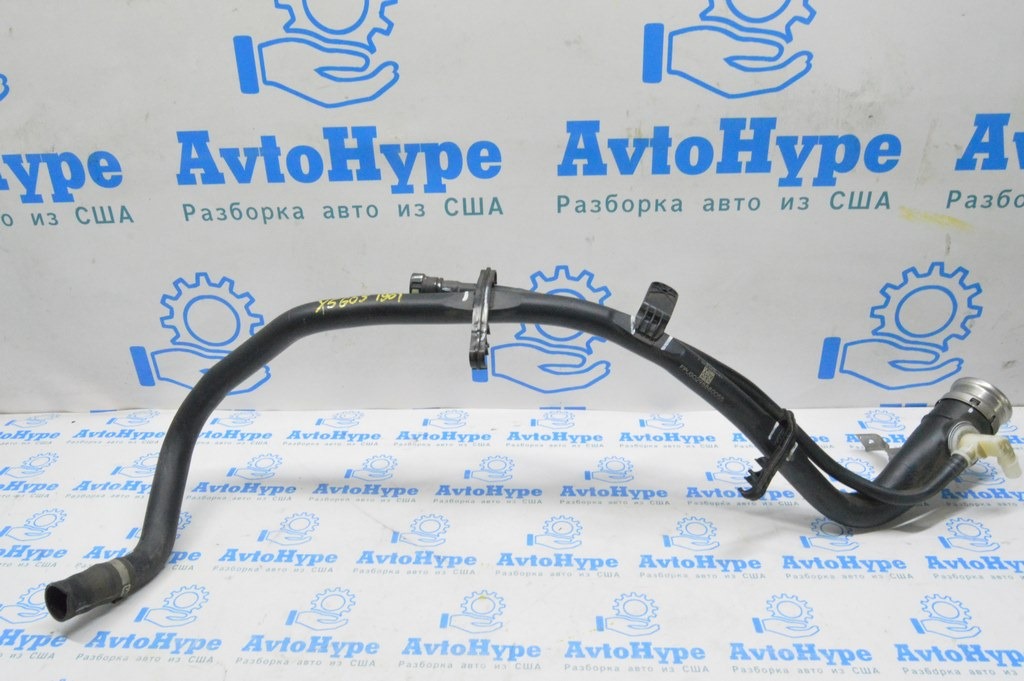 Заливная горловина топливного бака BMW X5 G05 19-24 3.0T