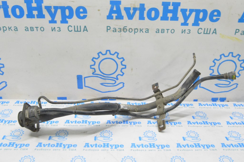 Заливная горловина топливного бака Hyundai Sonata 11-15 — фото 3