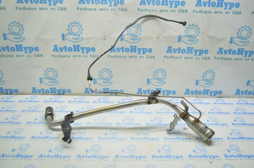 Заливная горловина топливного бака Volvo S90 16- 32242547