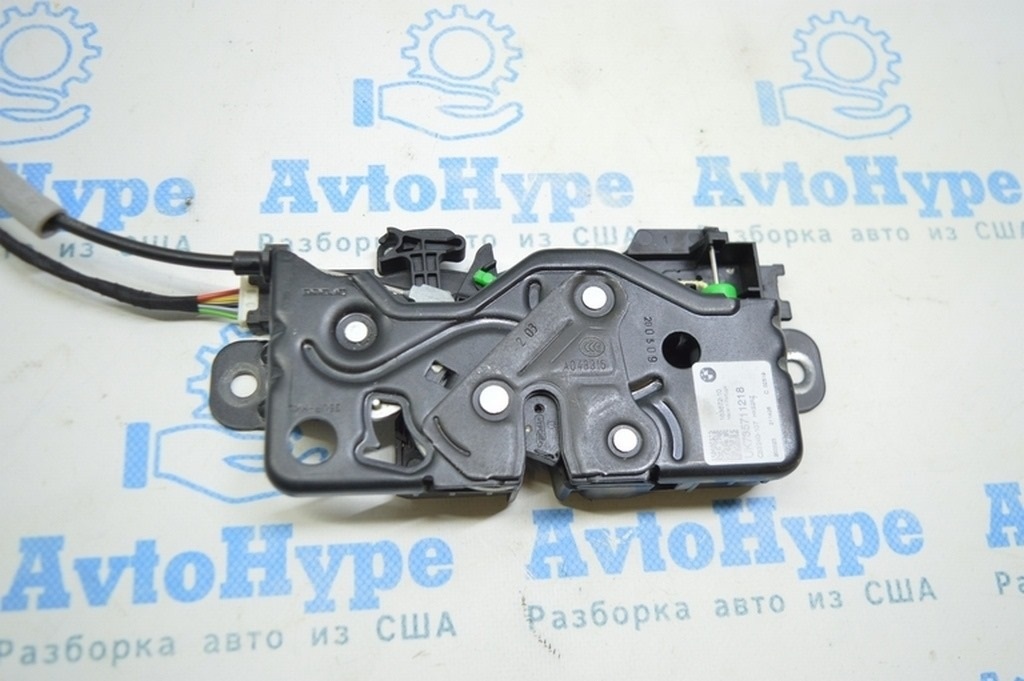 Замок двери багажника BMW X3 G01 18-21