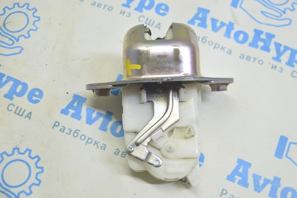 Замок двери багажника Subaru Forester 14-18 SJ