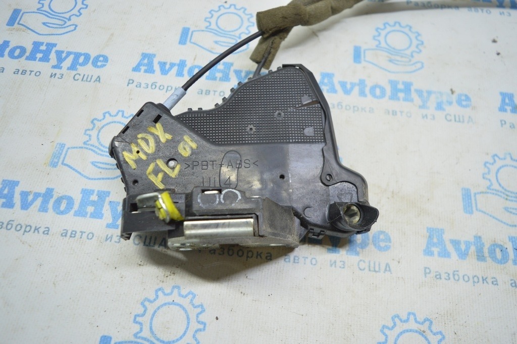 Замок двери перед лев Acura MDX 14-20 (01) деф.трещинка