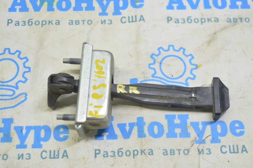 Замок двери зад прав Ford Fiesta 11-19