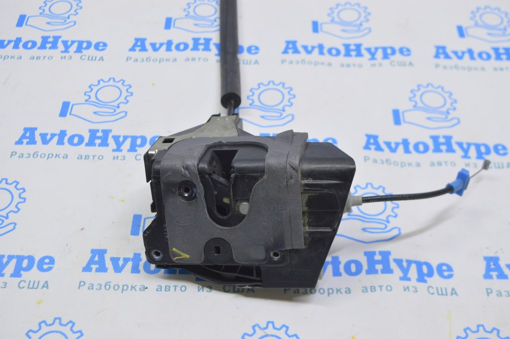 Замок двери задней правой Range Rover Velar L560 17- J8A224994AC GX6A26412CB