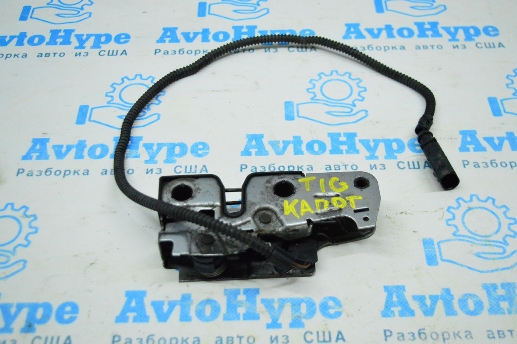 Замок капота VW Tiguan 09-17 с датчиком (07)