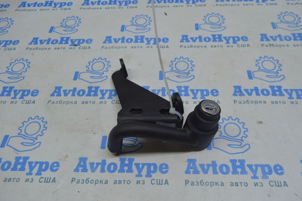 Замок КПП MUL-T-LOCK Lexus RX350 RX450h 10-15 c ключом (01)