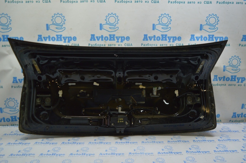 Замок крышки багажника Lexus IS250/IS300/IS350 06-13