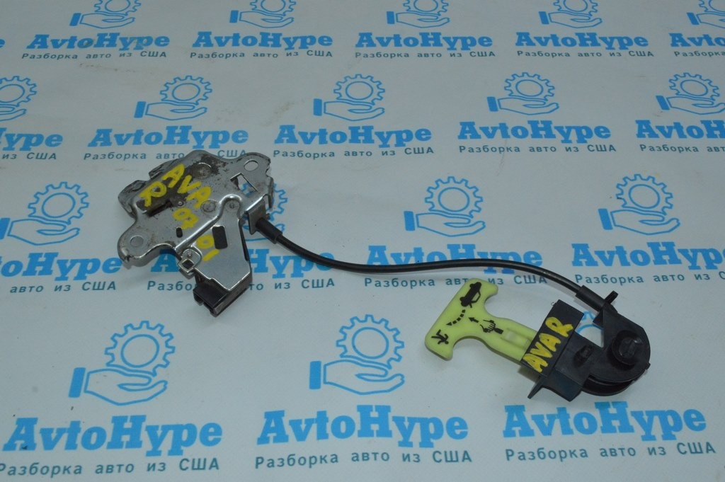 Замок крышки багажника Toyota Avalon 05-12