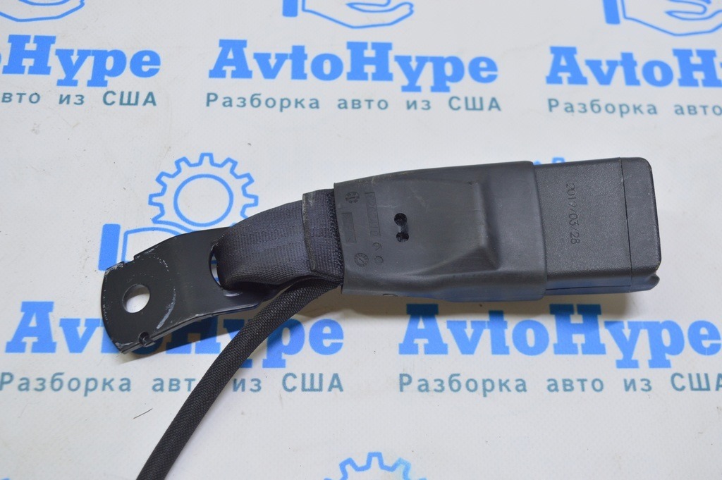 Замок ремня безопасности зад центр Nissan Leaf 18-20 (01) — фото 2