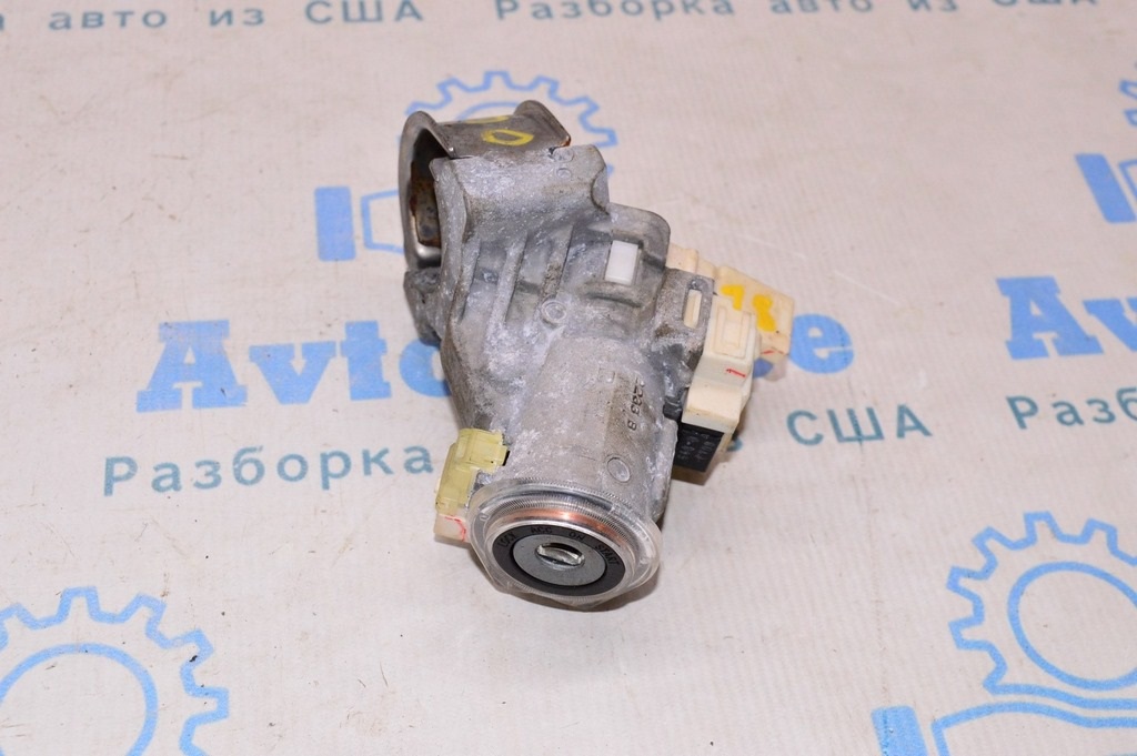 Замок зажигания с иммобилайзером Subaru Outback 15-19 (02)