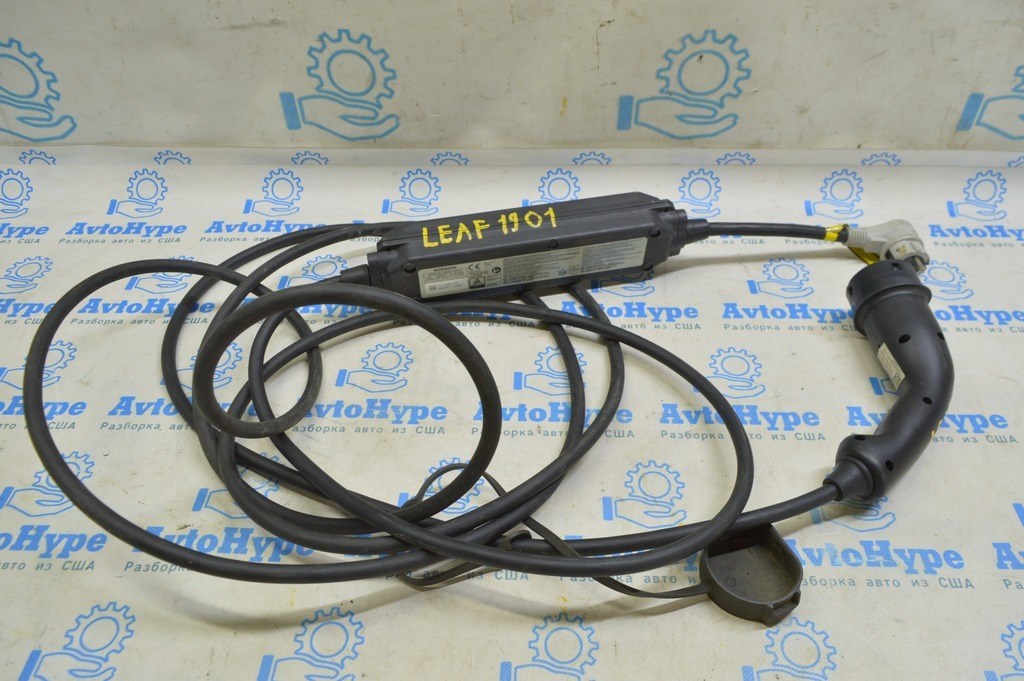 Зарядка оригинальная 20а Nissan Leaf 18-21 (01)