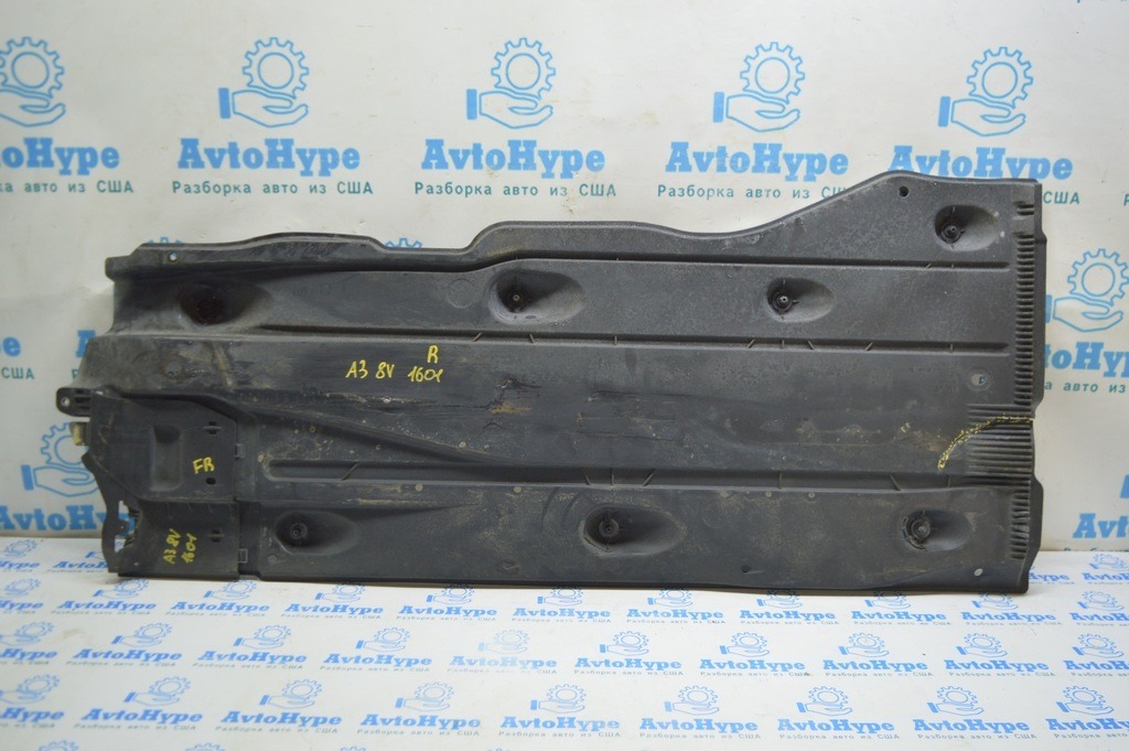 Защита днища правая Audi A3 8V 15-19 (01) трещинка