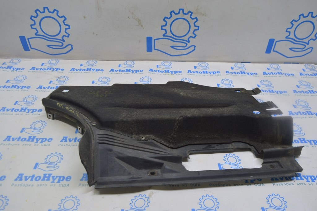 Защита днища зад лев Audi Q5 8R 09-17 (01) трещина