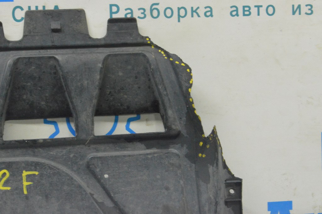 Защита двигателя Audi A3 8V 15-16 1.8T, 2.0T (02) надрыв , нет фрагмента — фото 2