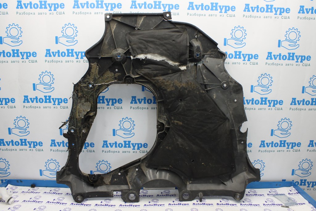 Захист двигуна Toyota Venza 21-24 (01) дефекти — фото 3