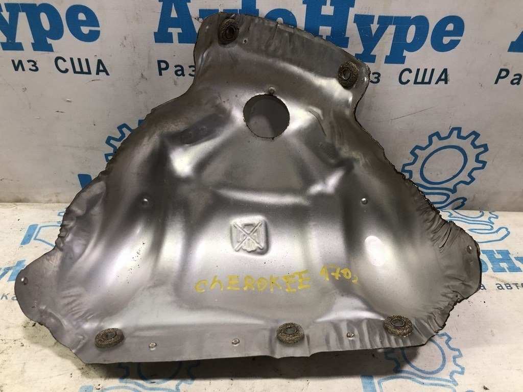 Защита коллектора выпускного Jeep Cherokee KL 14-2.4