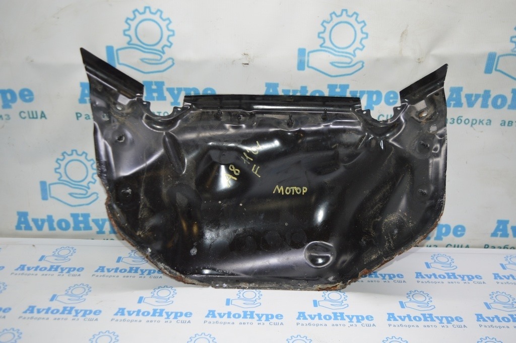 Защита водоотводящая Audi A8 D4 10-17