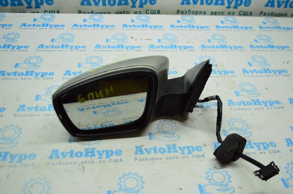 Зеркало боковое левое VW Jetta 11-18 6 пинов, поворотник ,беж цвет (03)