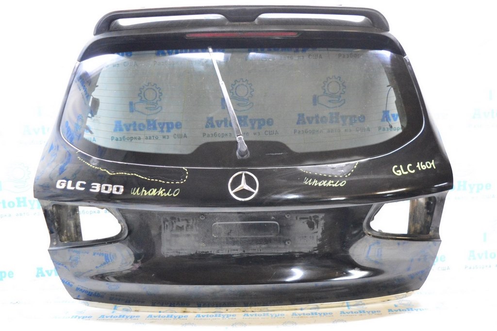 Значок GLC 300 на крышке багажника Mercedes GLC X253 16-
