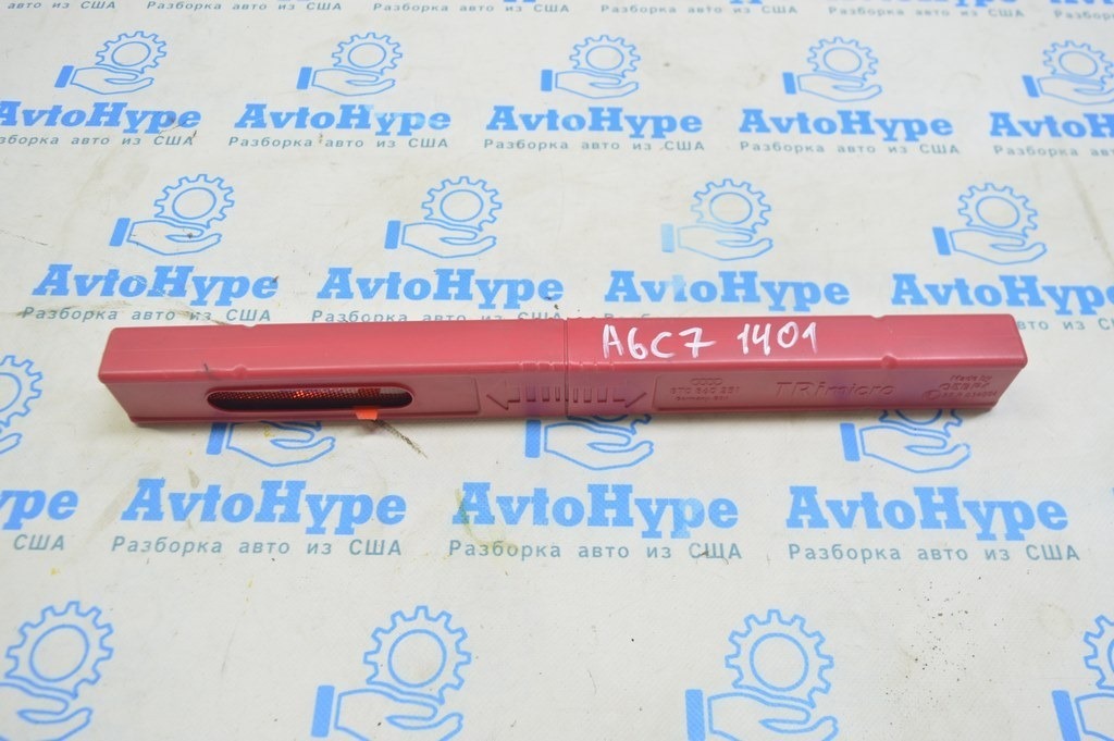 Знак аварийной остановки Audi A6 C7 12-18